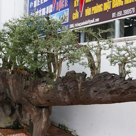 Allure Hotel Thuy Trieu Bagian luar foto