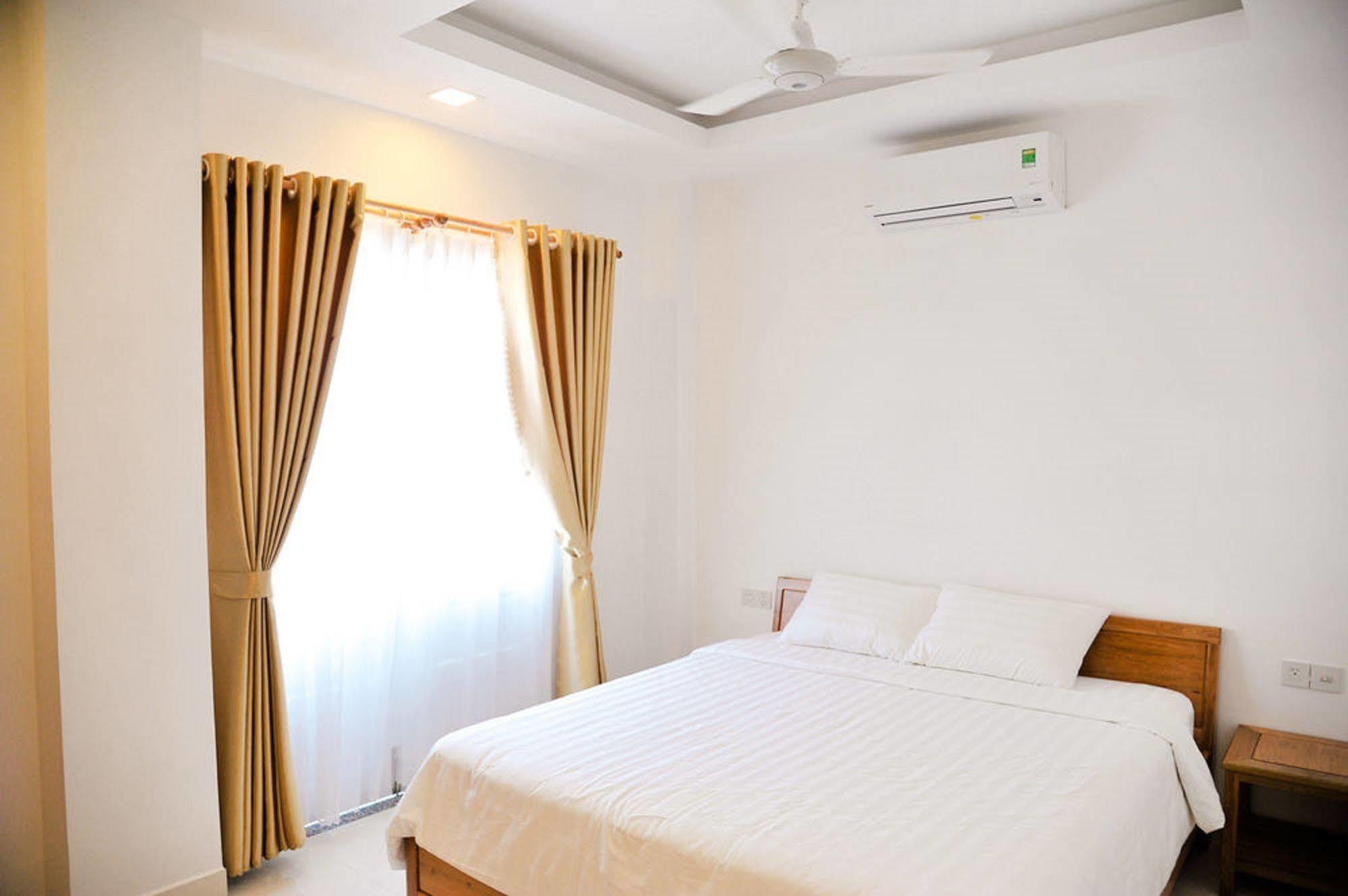 Allure Hotel Thuy Trieu Bagian luar foto