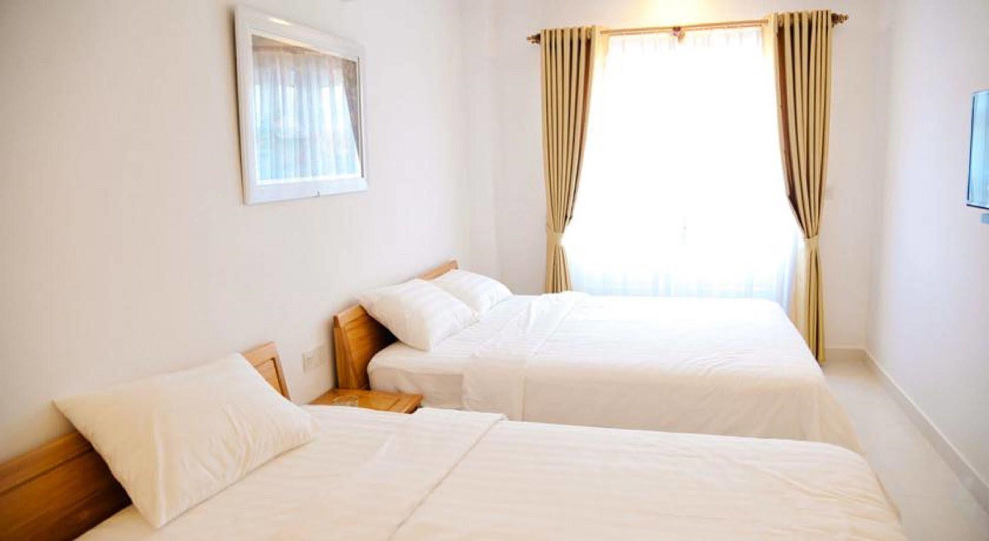 Allure Hotel Thuy Trieu Bagian luar foto
