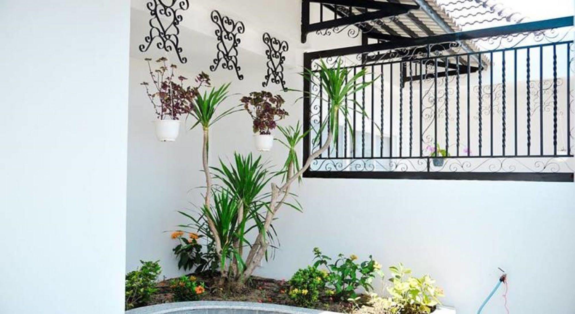 Allure Hotel Thuy Trieu Bagian luar foto